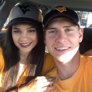 Meet your Posher, Deedee